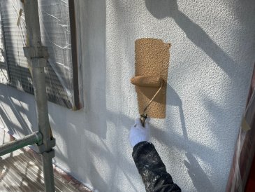 2021/2/11　外壁上塗り作業1回目
