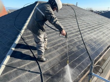 2021/12/2　屋根高圧洗浄