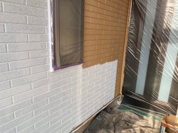2021/11/29　１階外壁上塗り作業１回目