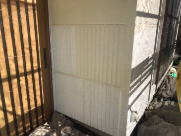 2021/12/20　外壁中塗り作業