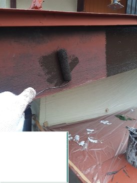 2022/6/16　破風板塗装作業１回目