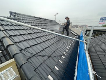 2022/5/17　屋根高圧洗浄