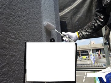 2022/7/25_サイディング外壁 下塗り作業