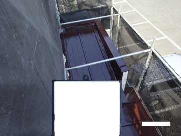 2022/8/1/_トタン屋根 上塗り１回目施工後