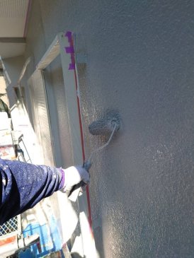 外壁 上塗り作業２回目