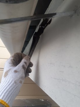 2022/11/7_破風板 塗装作業１回目