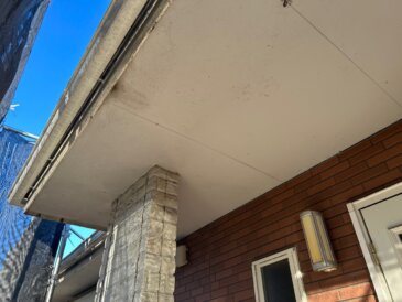 2025/12/9_ 軒天　施工前