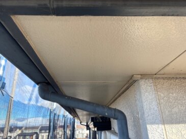 2025/12/26_軒天　施工前